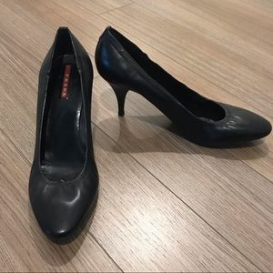 Prada black leather heels pumps 39.5 9.5, 9
